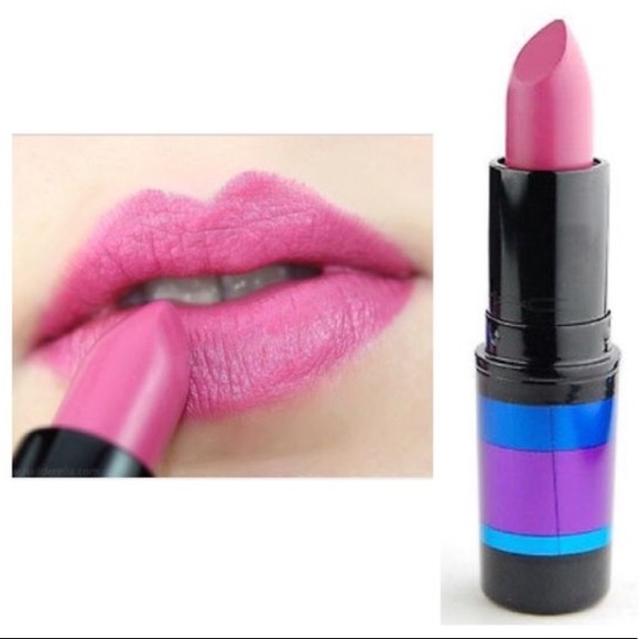 mac cosmetics makeup mac amplified creme lipstick in goodbye kiss